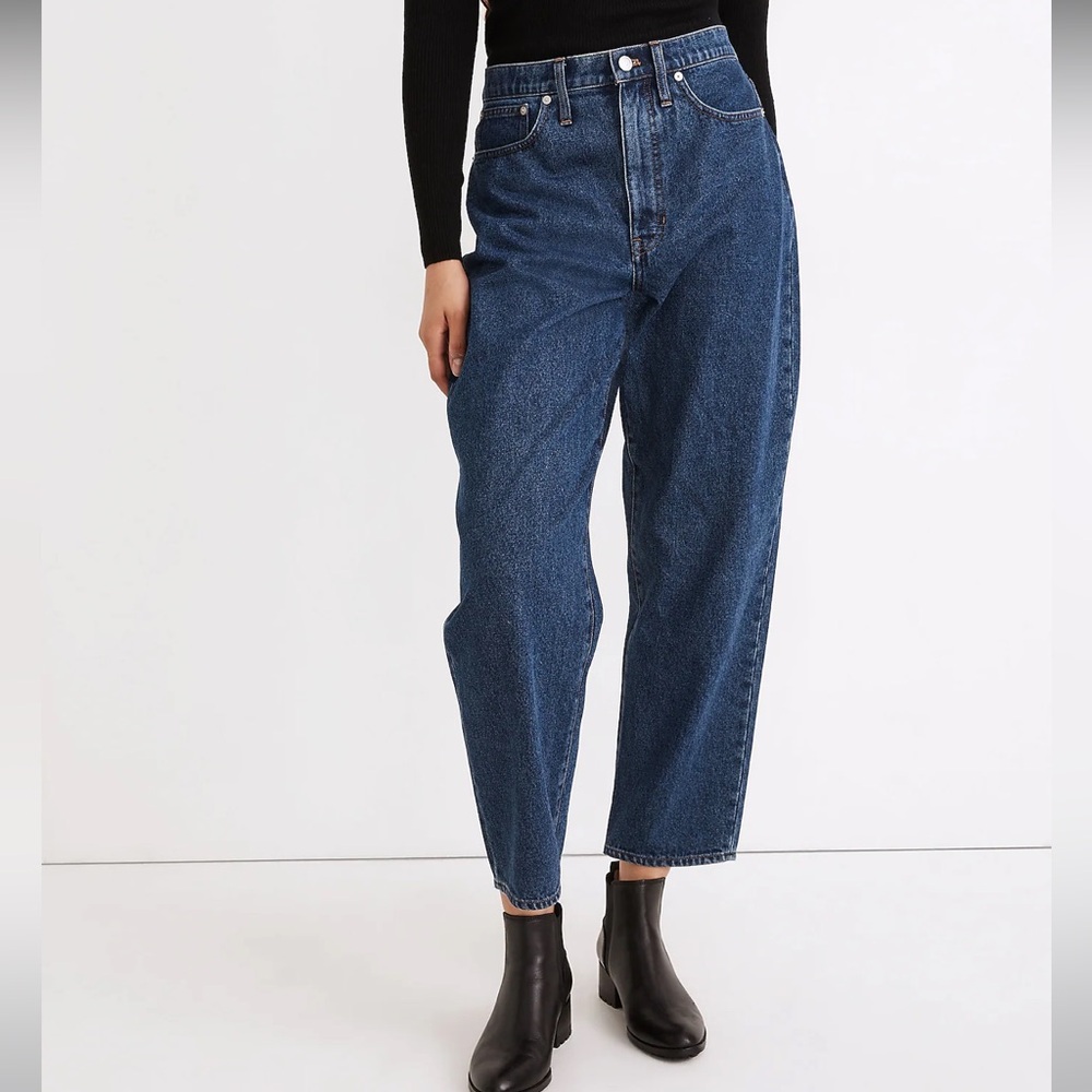 Madewell Balloon Jeans in Rinse Wash 32 (bigger more like 38)